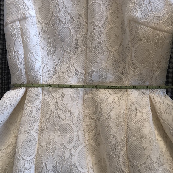 Calvin Klein Brocade White Lace Dress - Picture 11 of 11